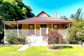 Carinya Cottage, Myrtleford